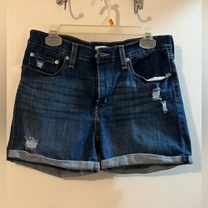 Levi distressed shorts Size 30